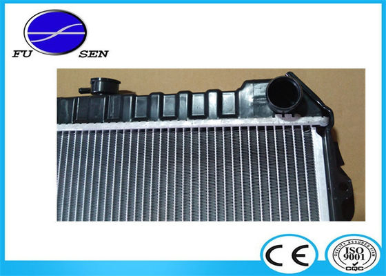 32MT Toyota Pickup Aluminum Radiator / Universal Aluminum Radiator High Heat Transfer