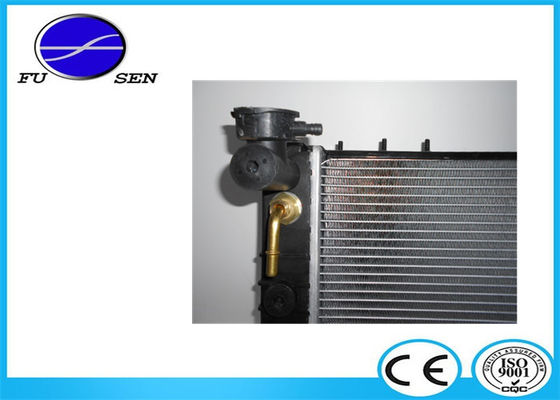 JEEP Cherokee L6 4.0 91-01 AT Aluminium Car Radiators 52028133 Auto Spear Parts