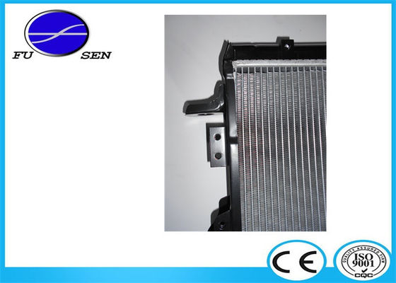 LANDCRUISER 36 MT Toyota Car Radiator For Engine Cooling System Anti Corrosion