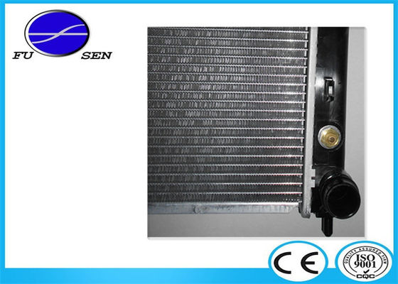 Auto Spare Parts 16AT Hyundai Car Radiator For Hyundai I 20 OEM 25310-0J050