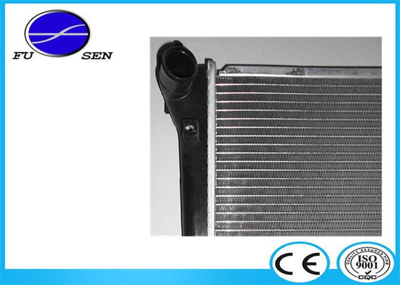 Auto Spare Parts 16AT Hyundai Car Radiator For Hyundai I 20 OEM 25310-0J050