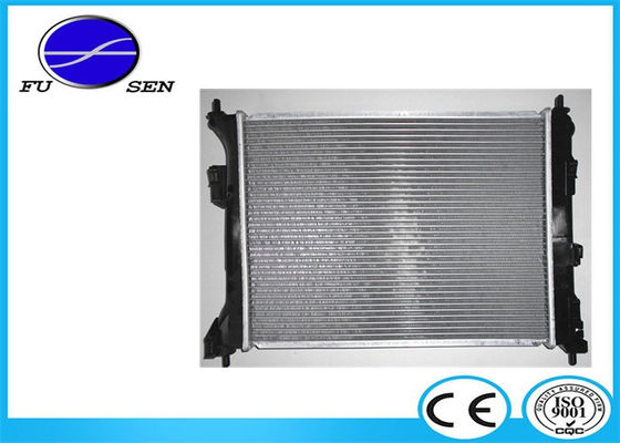 Auto Spare Parts 16AT Hyundai Car Radiator For Hyundai I 20 OEM 25310-0J050